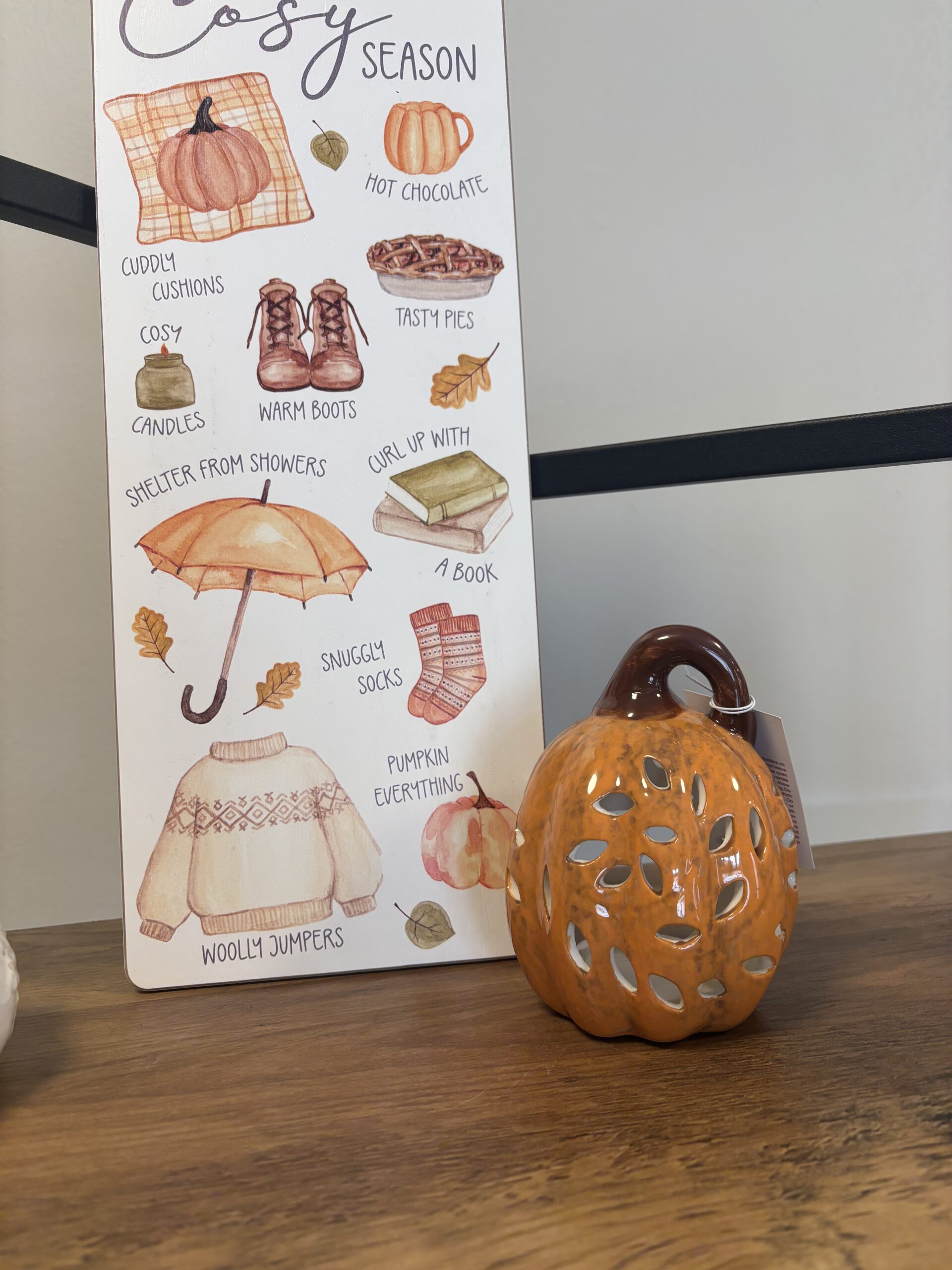 orange pumpin tealight holder