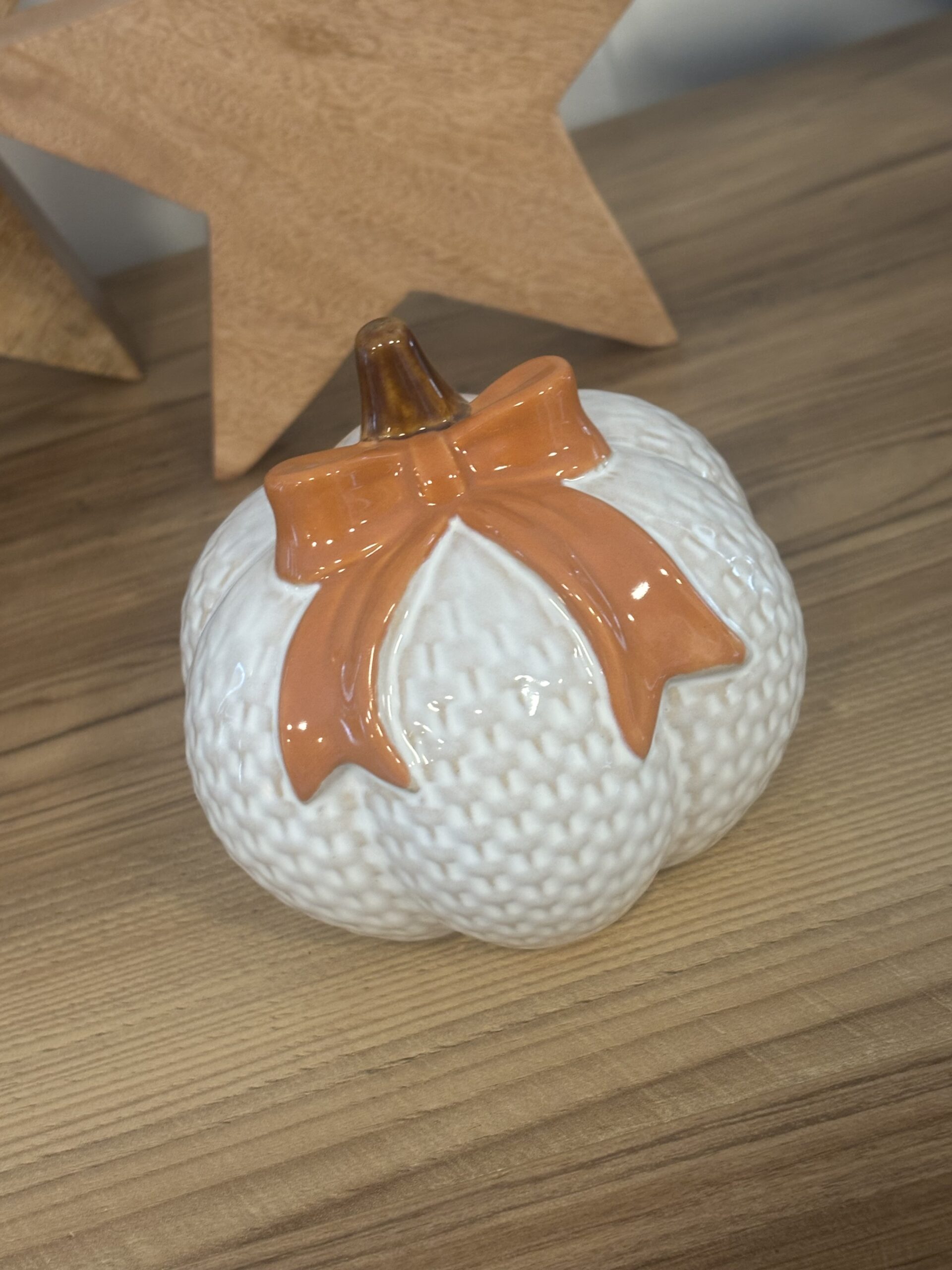 white pumpkin with orange bow x 4